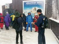 標高3842mの展望台・・・ナント真夏に雪でした